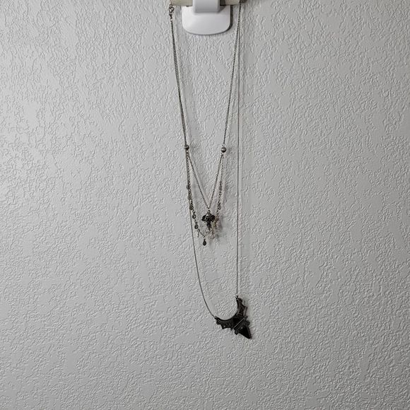 Free Press 3 layer delicate silver elephant tribal geometric necklace - Picture 1 of 6